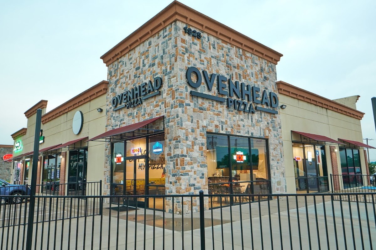Ovenhead Pizza